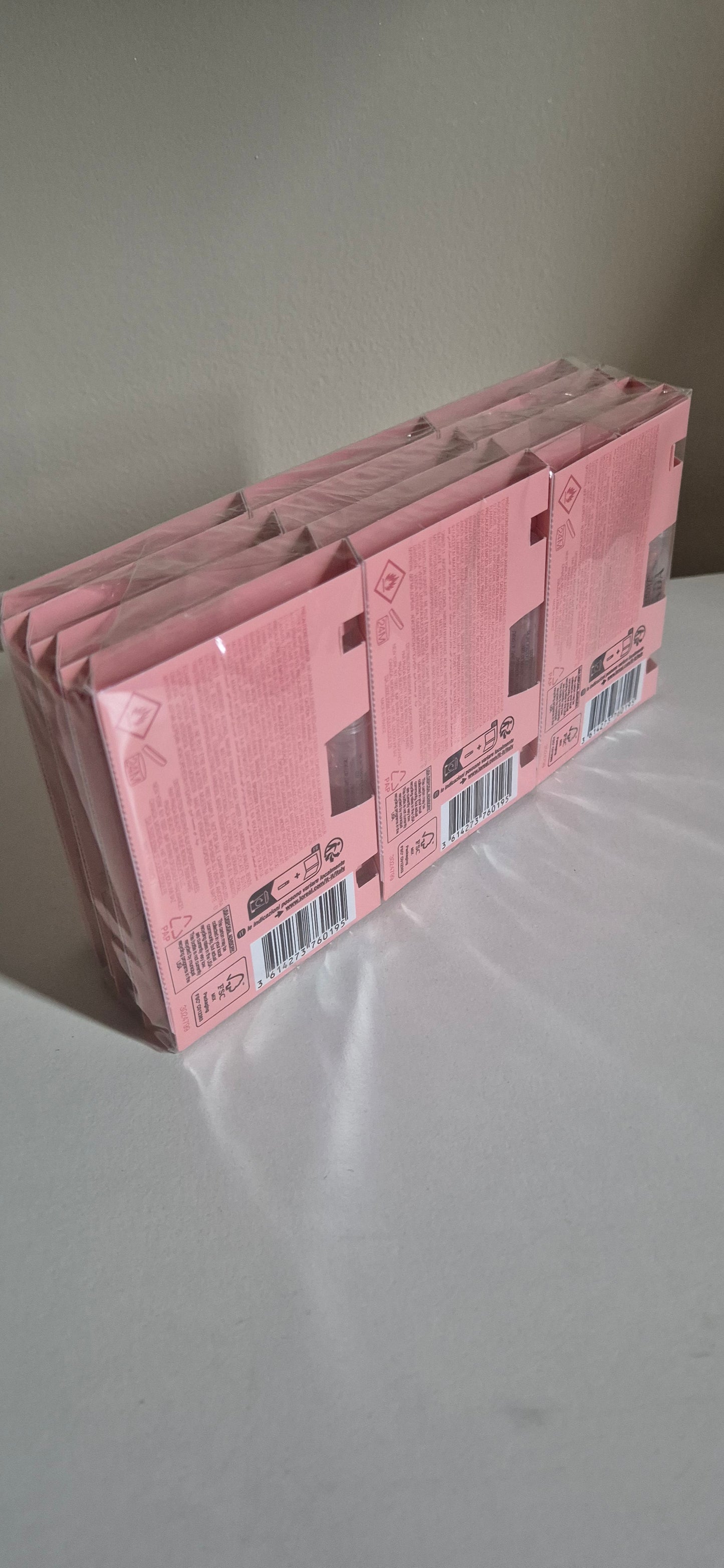 Prada paradoxe Eau de Parfum 12×1.2ml samples sealed pack
